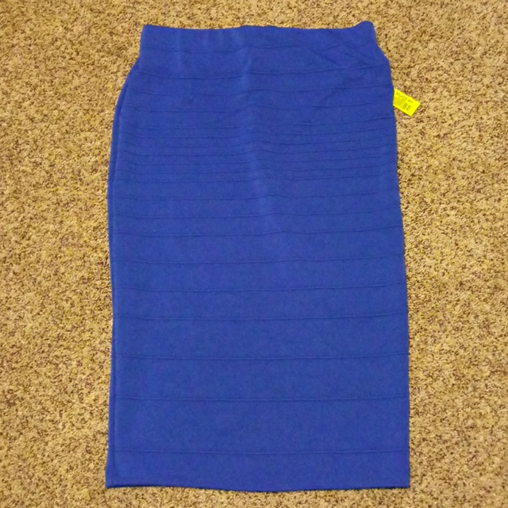 🆕 Pencil Skirt
